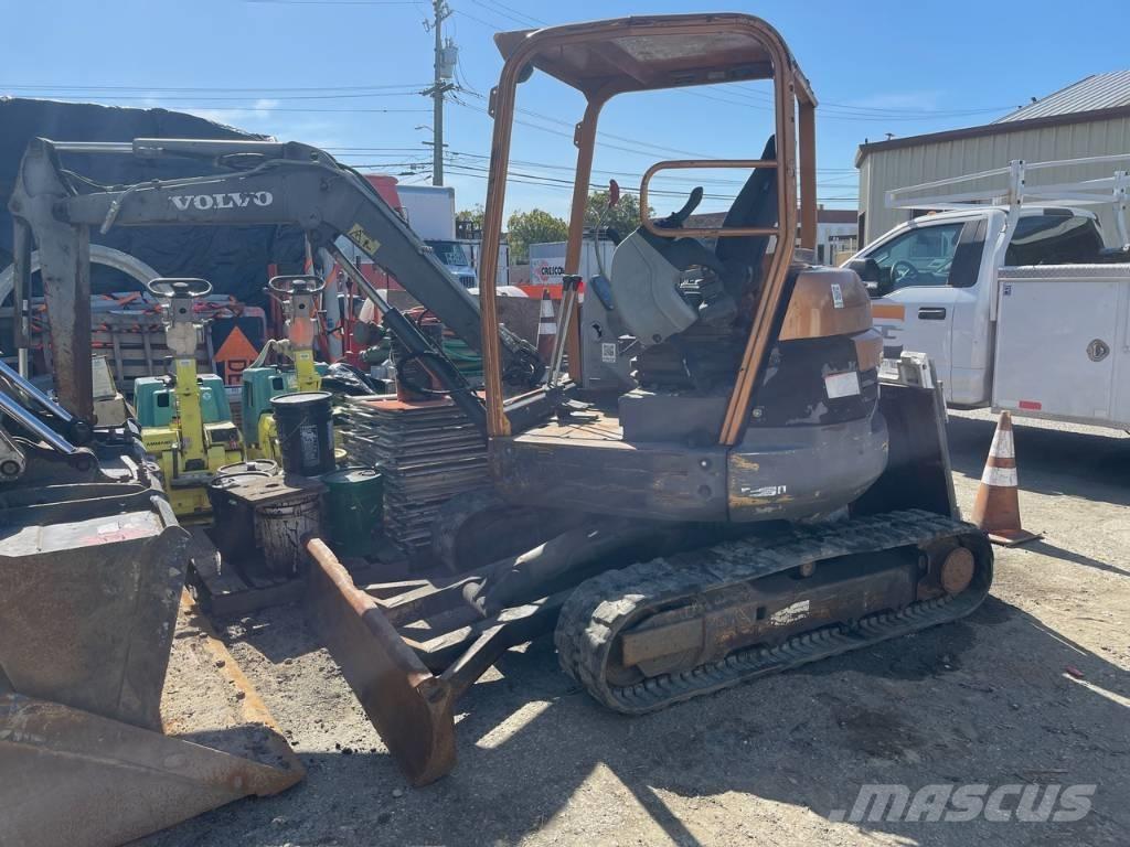 Volvo ECR 38 حفارات صغيرة أقل من 7 طن (حفارات صغيرة)