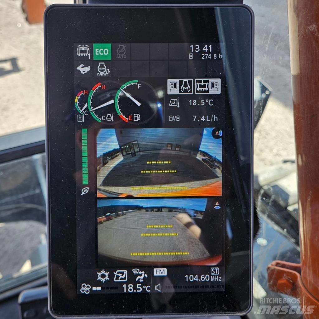 Hitachi ZX135US-7 حفارات زحافة