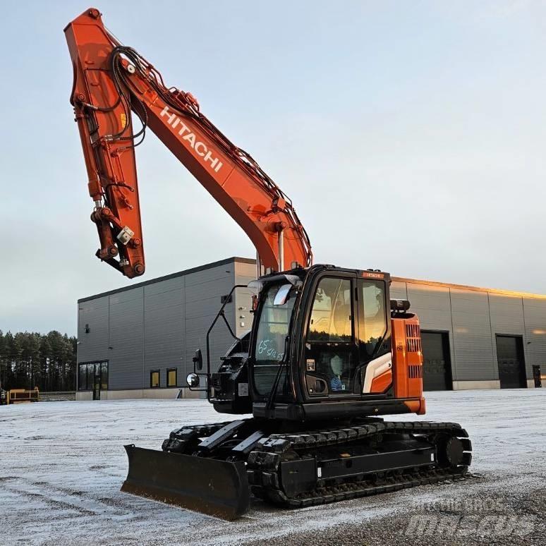 Hitachi ZX135US-7 حفارات زحافة