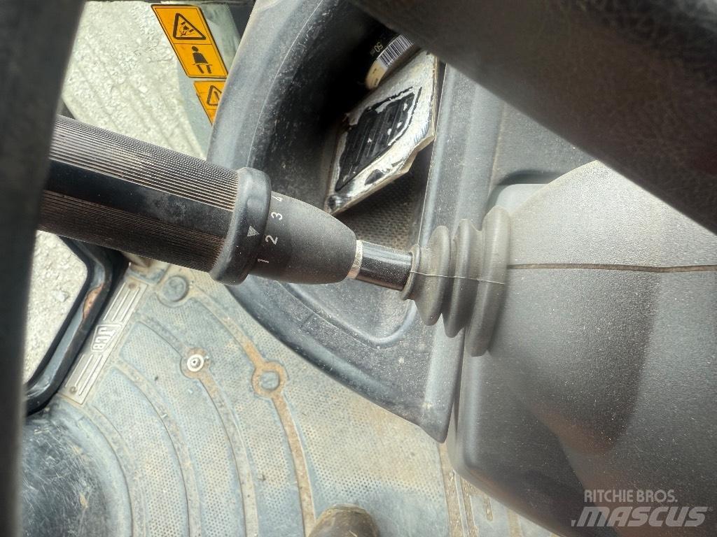 JCB 3 CX لوادر ذات جرافات عكسية
