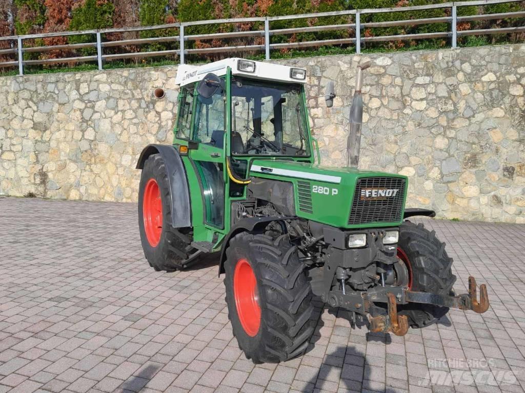 Fendt 208 P الجرارات