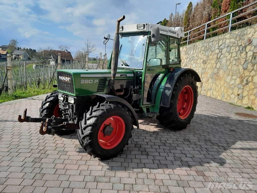 Fendt 208 P الجرارات