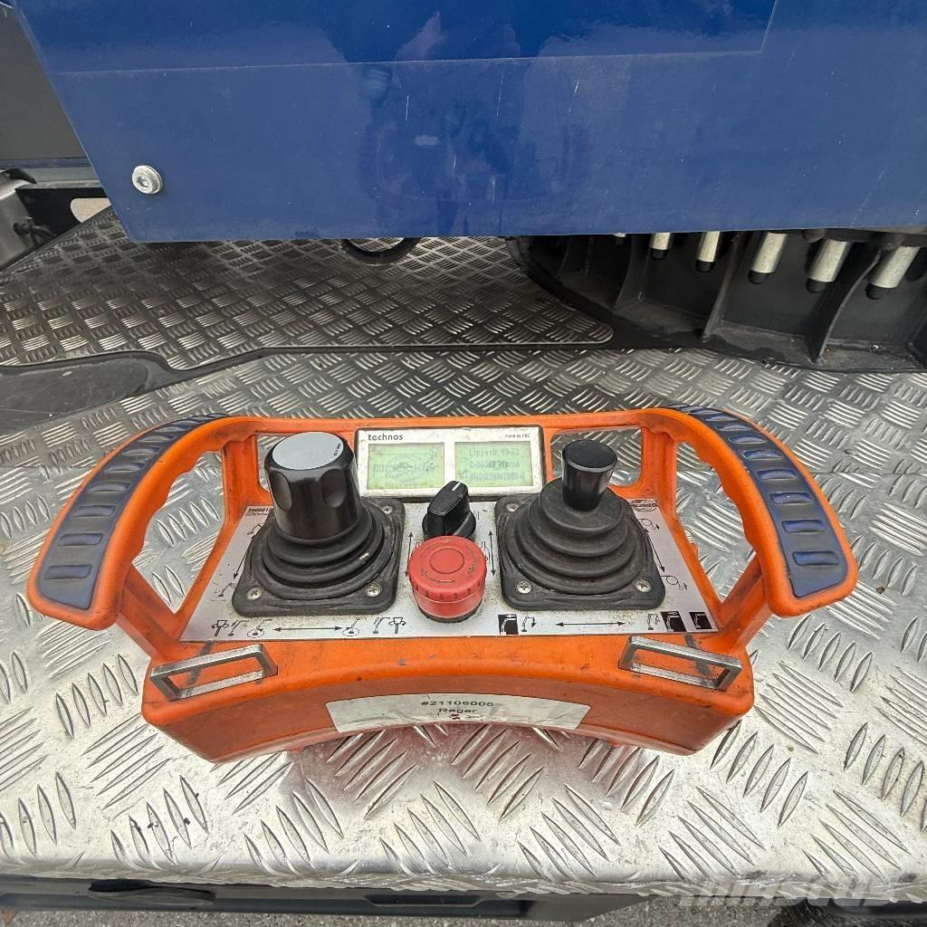 Böcker AHK 36/2400 رافعات أخرى