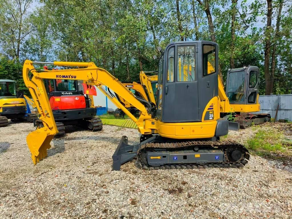 Komatsu PC 35 MR حفارات صغيرة أقل من 7 طن (حفارات صغيرة)