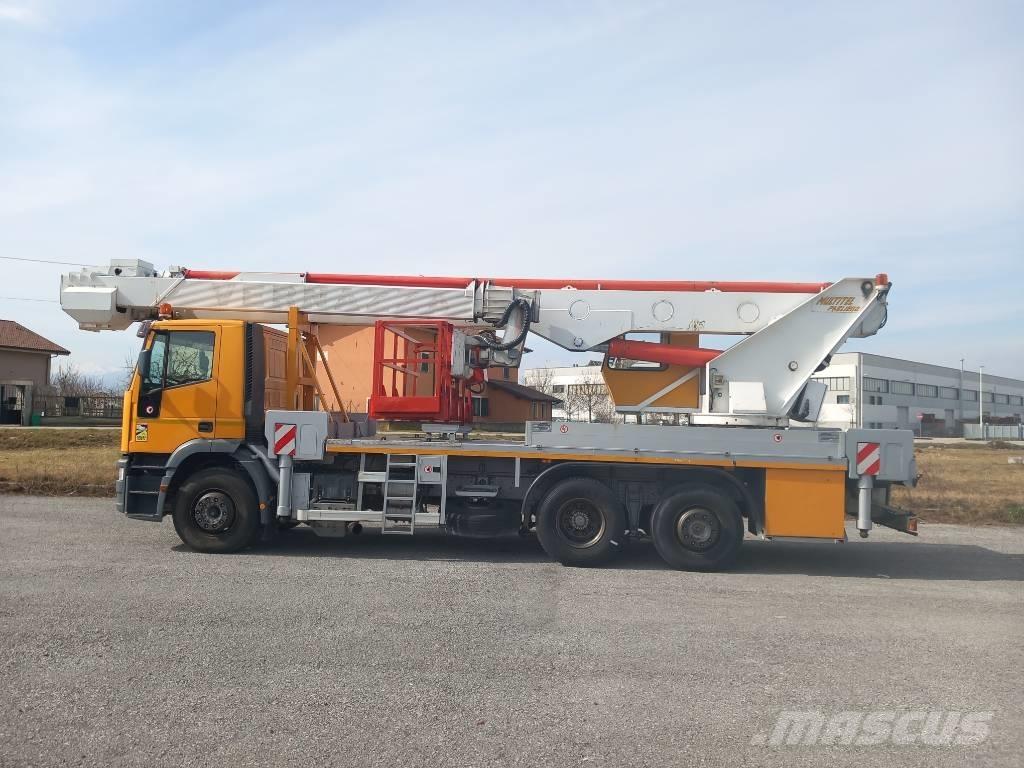 Pagliero J340TA المنصات الهوائية المثبتة على شاحنة