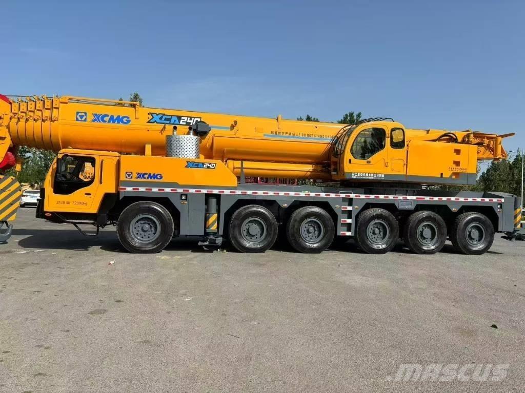 XCMG XCA240 رافعات الطرق الوعرة