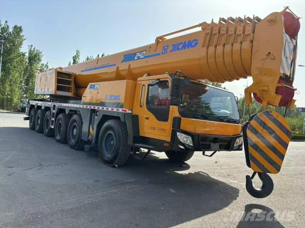 XCMG XCA240 رافعات الطرق الوعرة