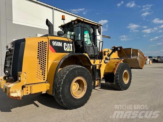 CAT 950M لوادر بعجل