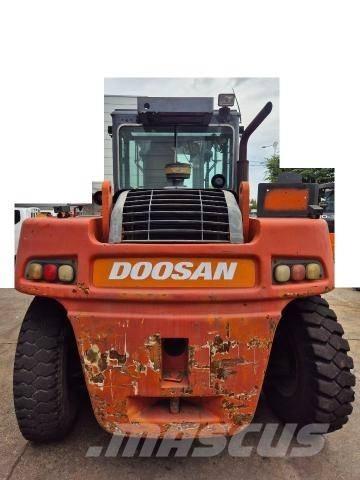 Doosan D 160 S-5 شاحنات الديزل