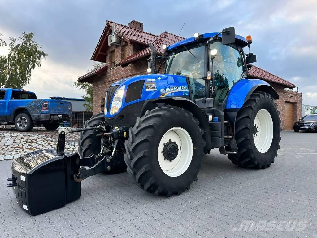 New Holland T 7.185 الجرارات