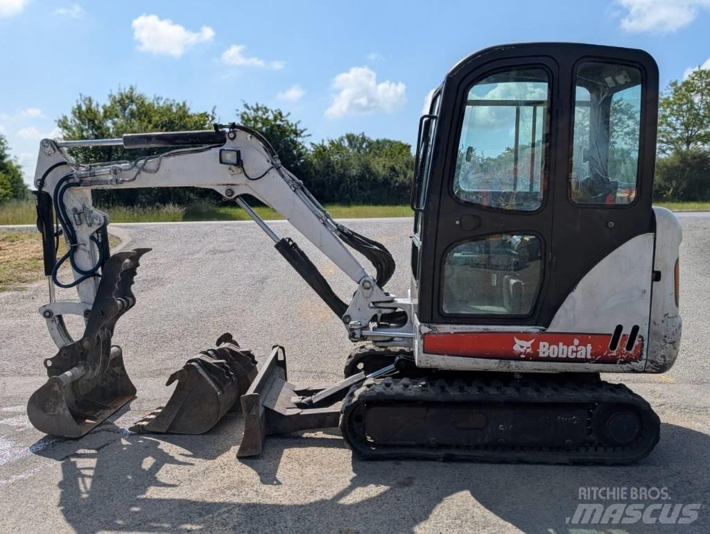 Bobcat 325 G حفارات صغيرة أقل من 7 طن (حفارات صغيرة)