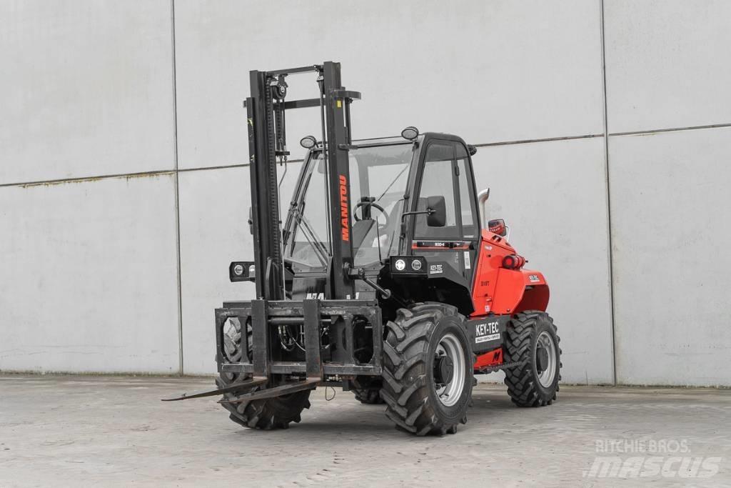 Manitou M 30-4 شاحنات الديزل