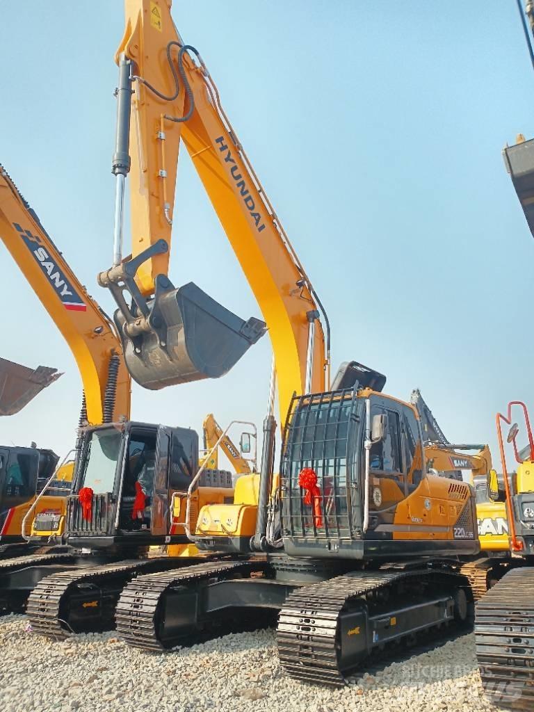 Hyundai 220 حفارات وسط 7 طن - 12 طن
