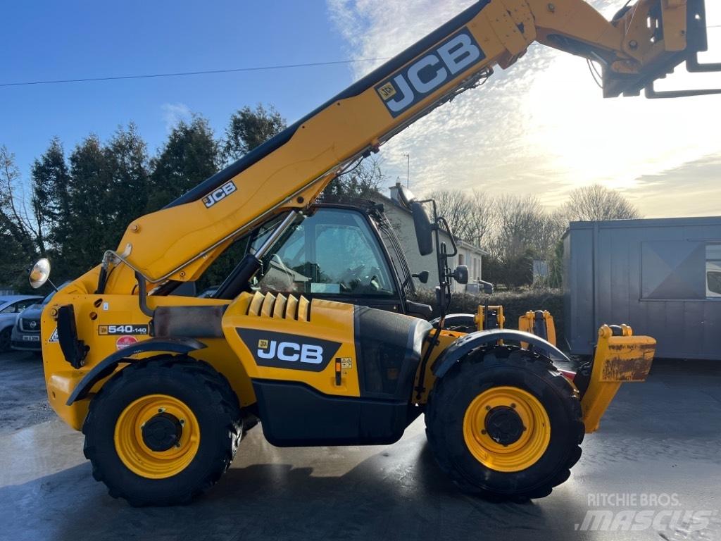 JCB 540-140 Hi Viz مناولات متداخلة