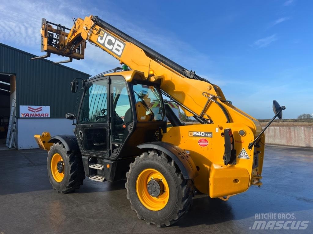 JCB 540-140 Hi Viz مناولات متداخلة
