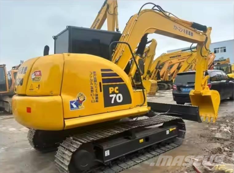 Komatsu PC70-8 حفارات وسط 7 طن - 12 طن