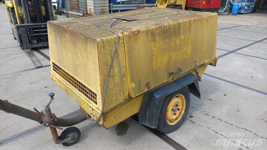 Atlas Copco XAS 65 مكابس