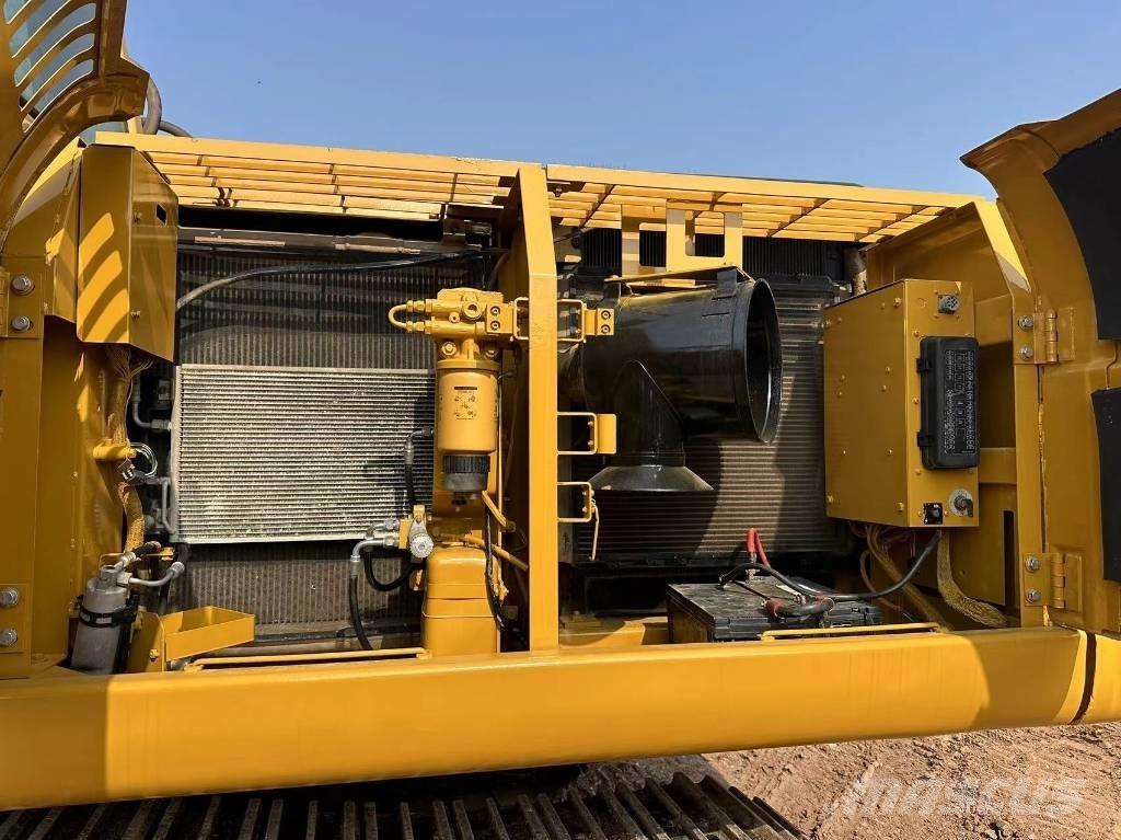 CAT 325CL حفارات زحافة