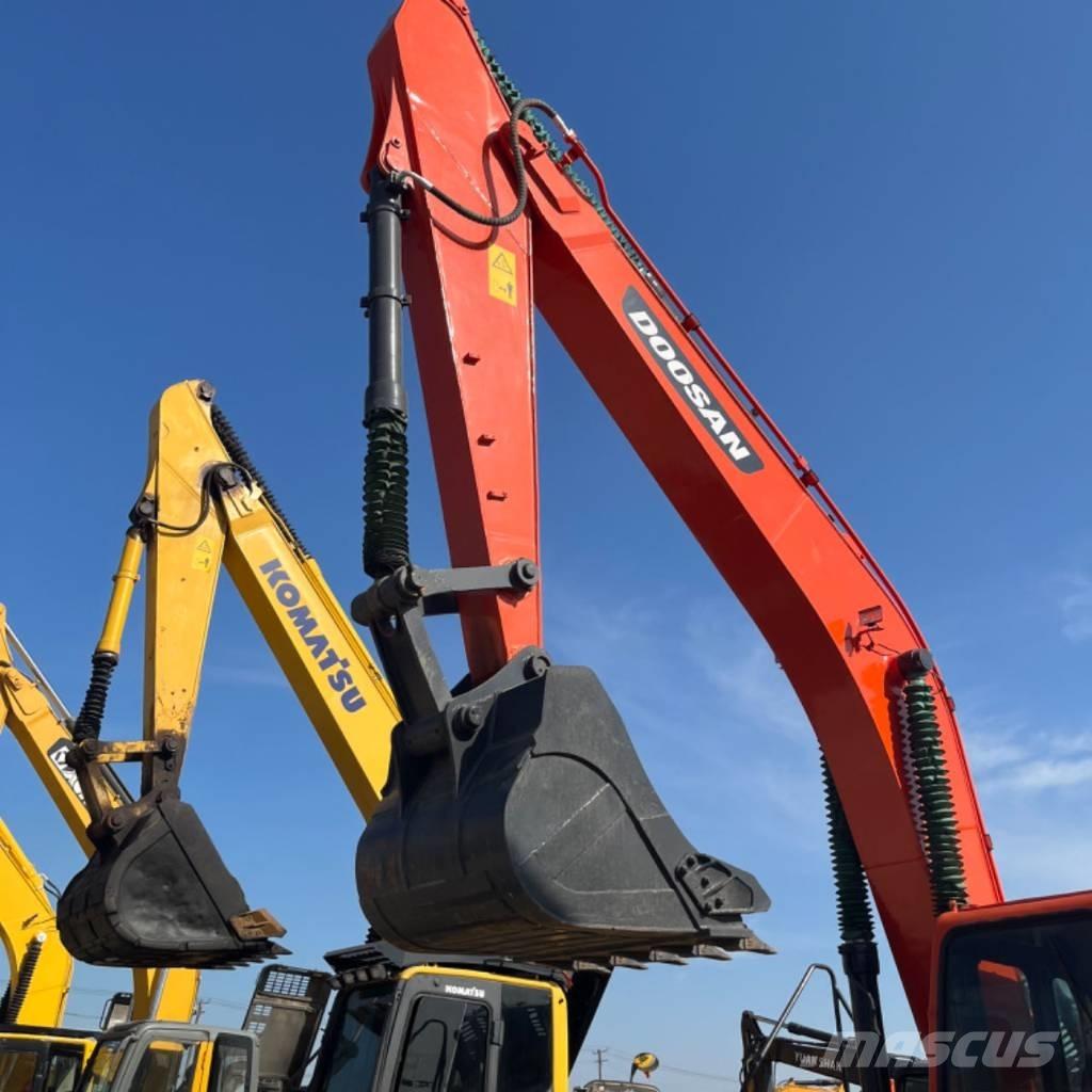 Doosan DX 300 حفارات زحافة