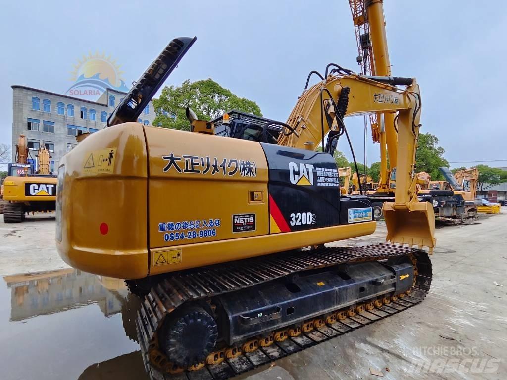 CAT 320D 2 حفارات زحافة