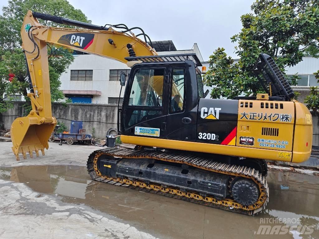 CAT 320D 2 حفارات زحافة