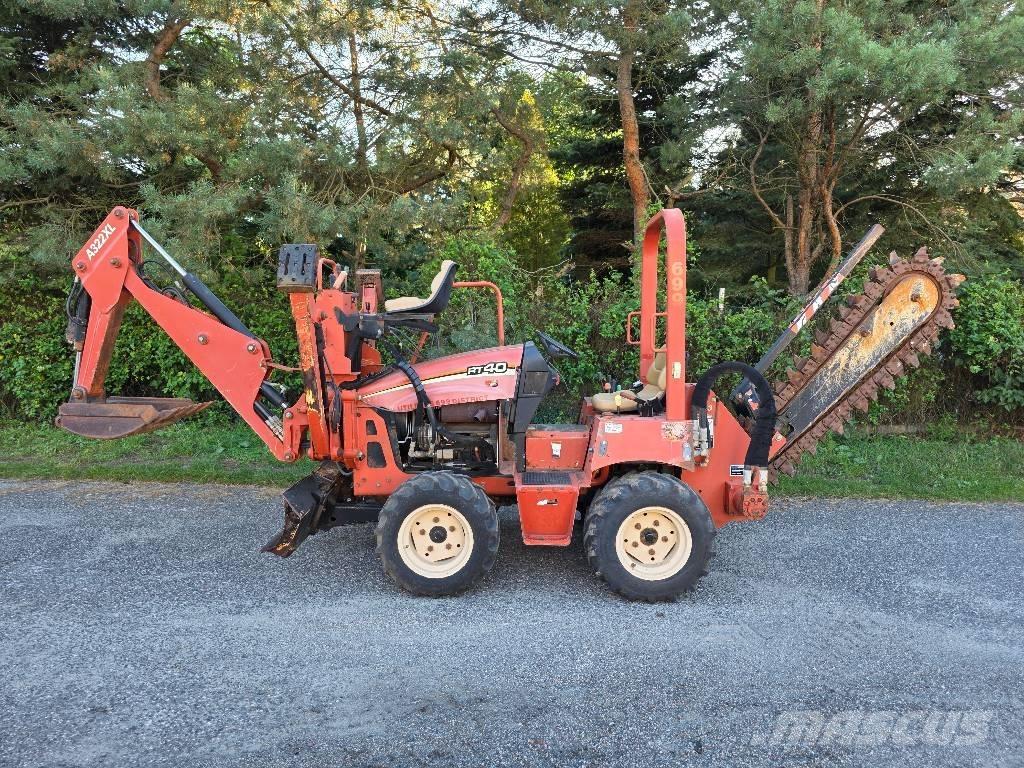 Ditch Witch RT 40 ماكينات حفر خنادق