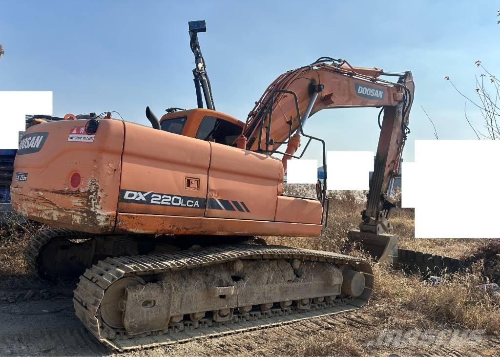 Doosan DX 220 LCA حفارات زحافة
