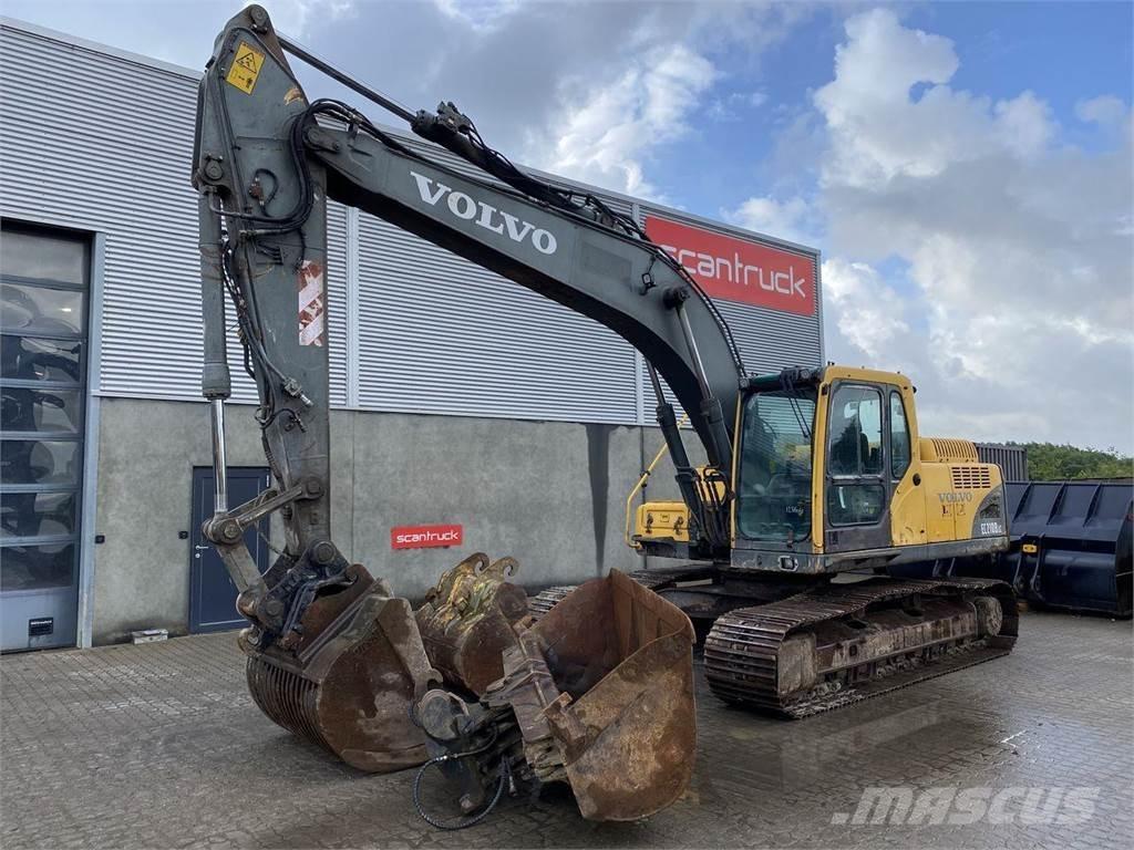 Volvo EC210BLC حفارات زحافة