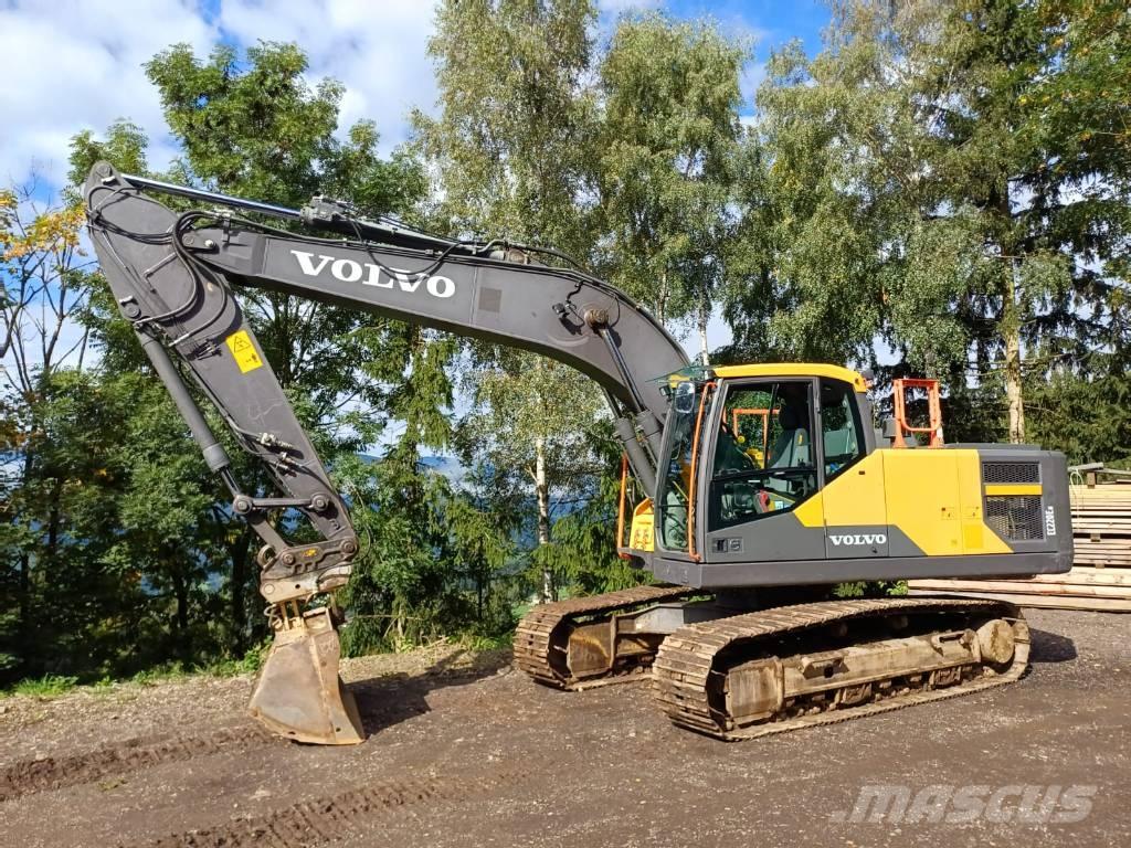 Volvo EC 220 E حفارات زحافة