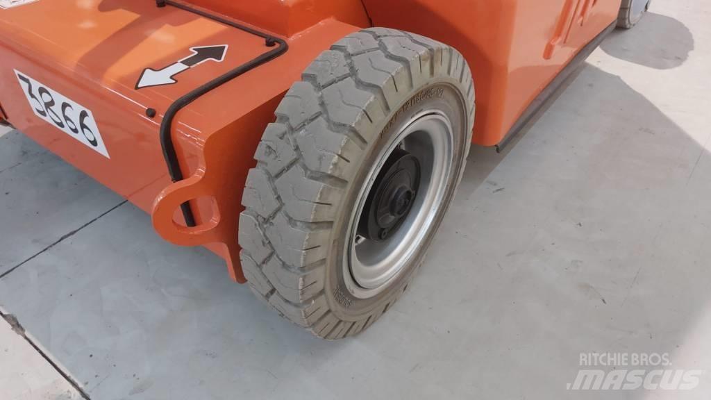 JLG E 400 AJPN رافعات سلة مفصلية