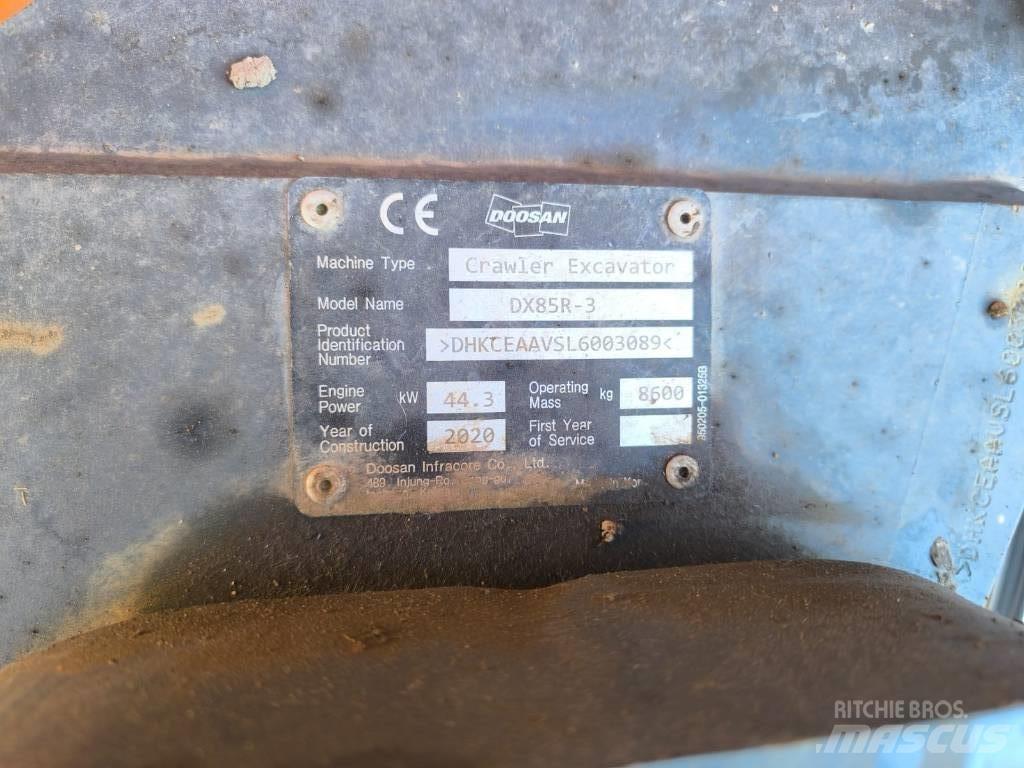 Doosan DX 85 R-3 حفارات وسط 7 طن - 12 طن