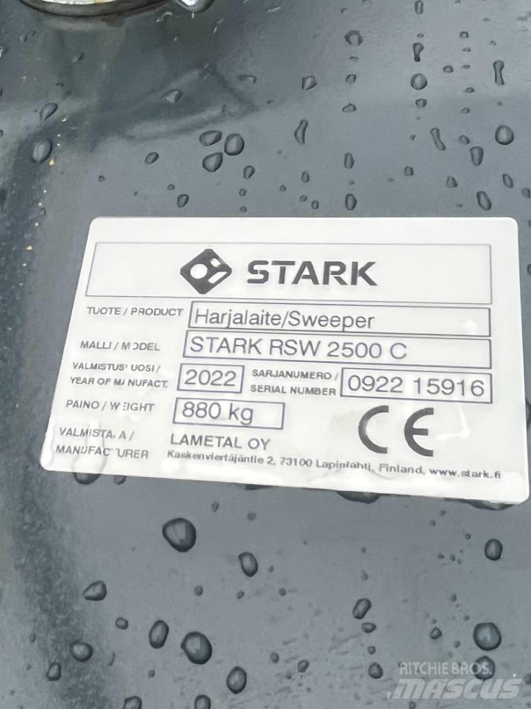 Stark RSW 2500C-BM لوادر بعجل