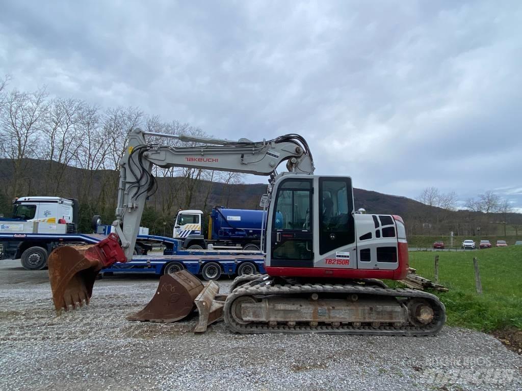 Takeuchi TB 2150 R حفارات زحافة