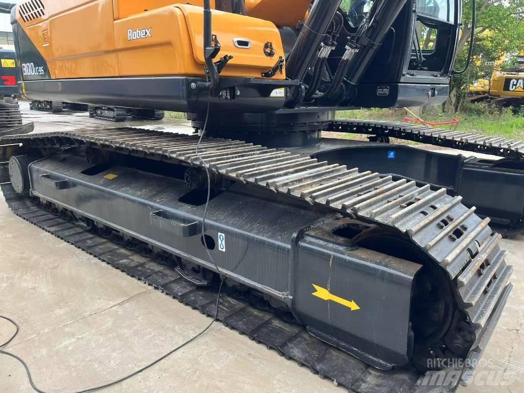 Hyundai R 300LC-9S حفارات زحافة