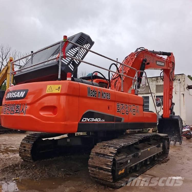 Doosan DX 340 حفارات زحافة