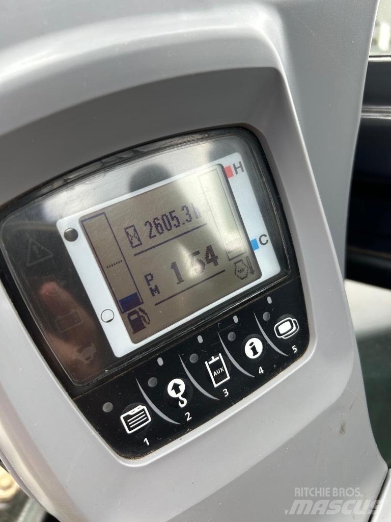 Kubota U 48-4 حفارات صغيرة أقل من 7 طن (حفارات صغيرة)