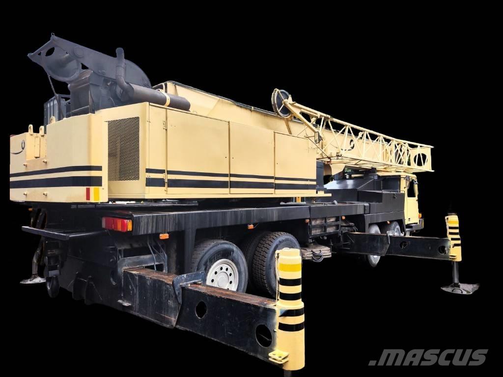 Lokomo A 353 NR رافعات صالحة لكل أنواع الطرق