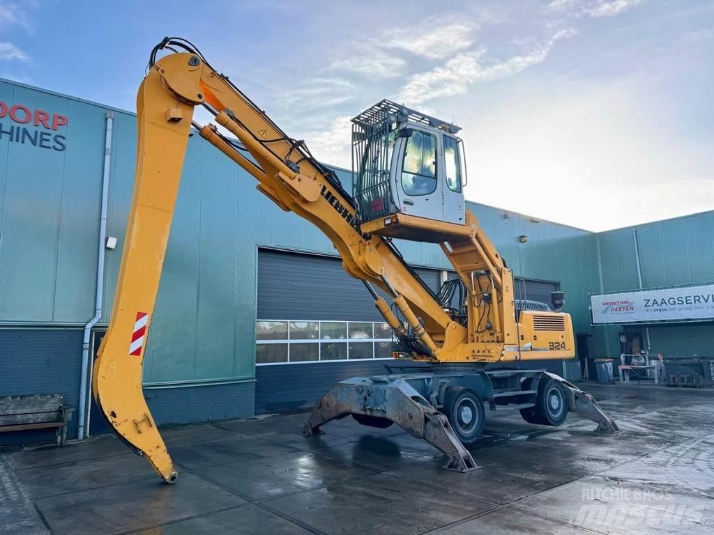 Liebherr A 924 C مناولات المخلفات / مناولات صناعية