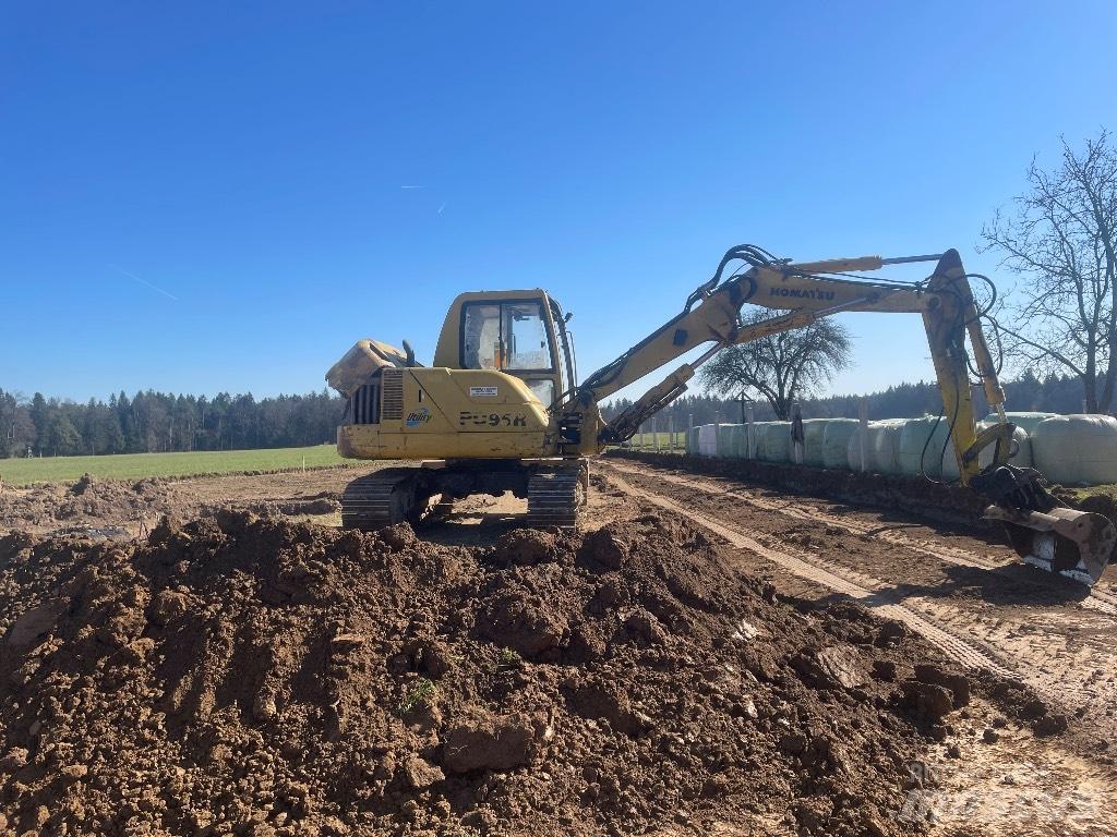Komatsu Pc 95 r حفارات وسط 7 طن - 12 طن