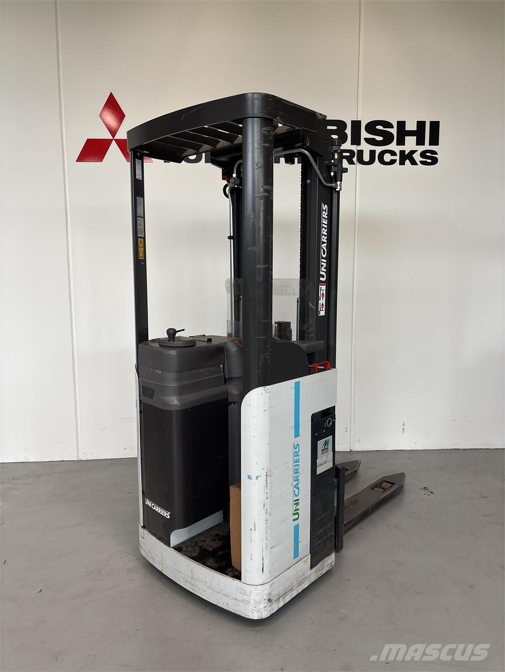 Atlet A160 شاحنات مناولة ذاتية الدفع