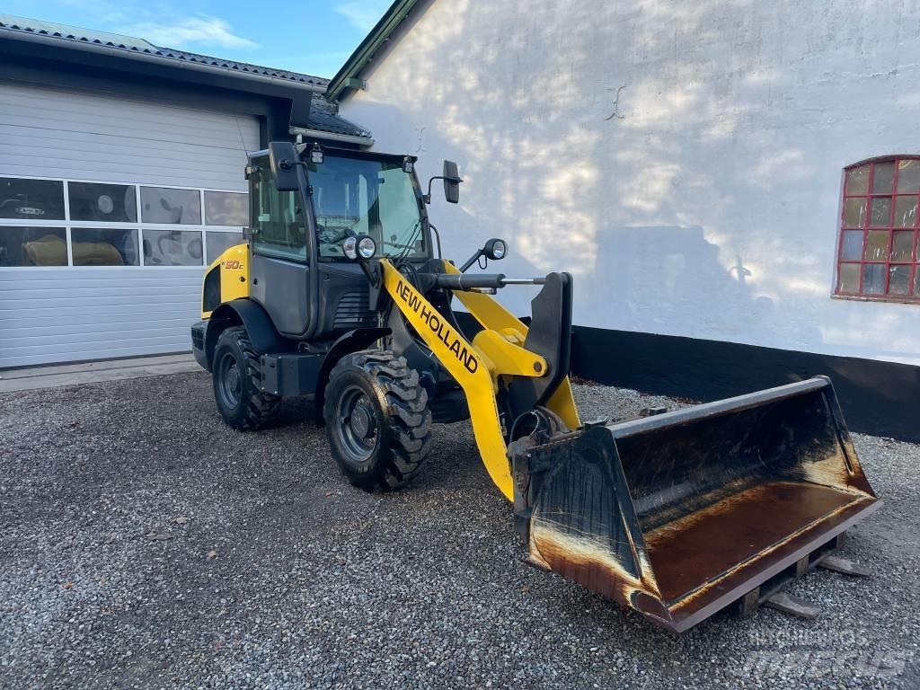 New Holland W 50 C لوادر بعجل