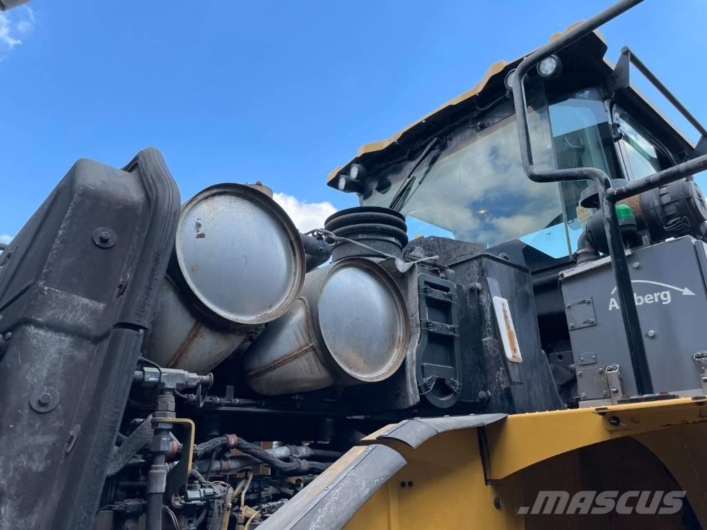 CAT 966MXE لوادر بعجل