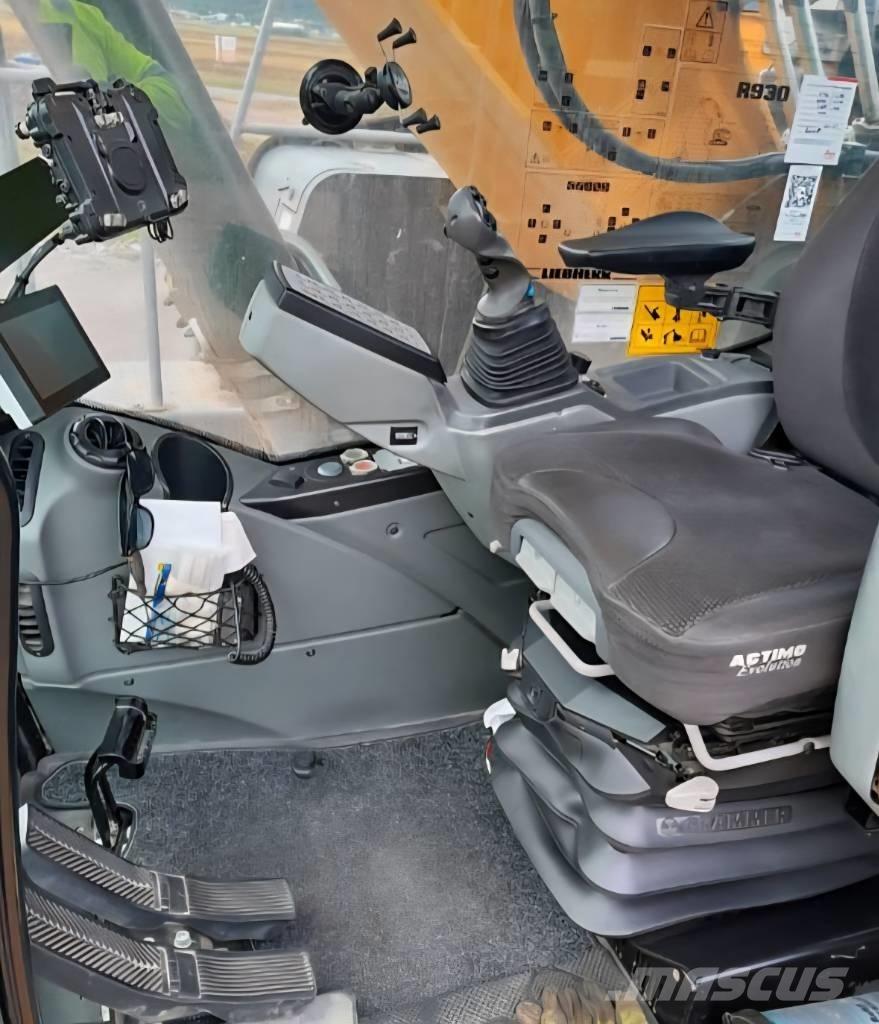 Liebherr R 930 G8 حفارات زحافة