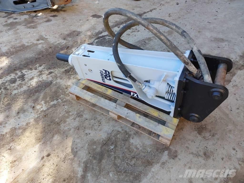 Hammer FX 125 مطارق / كسارات