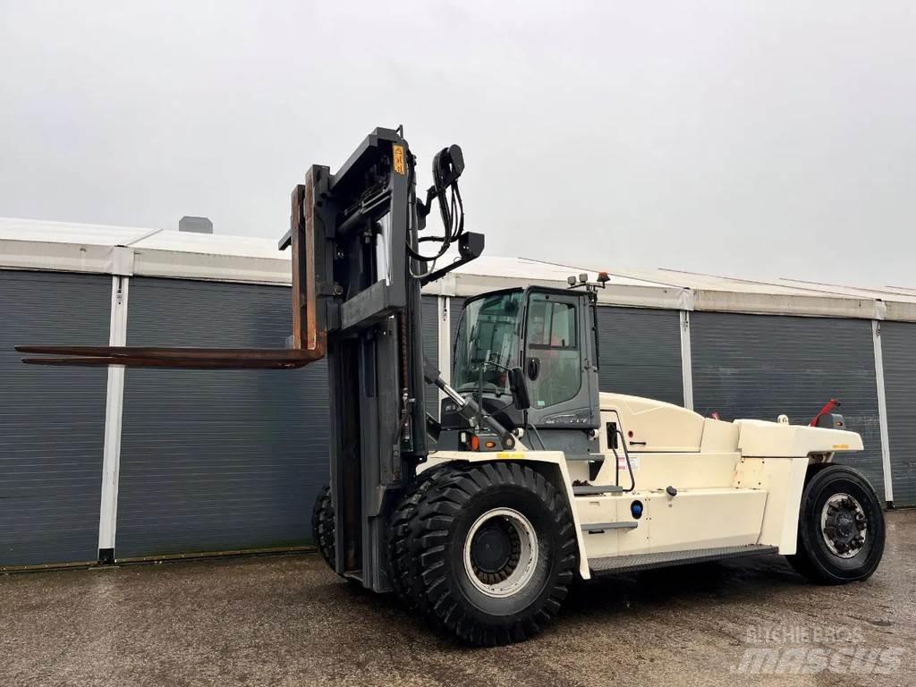 Kalmar DCG330-12LB شاحنات الديزل