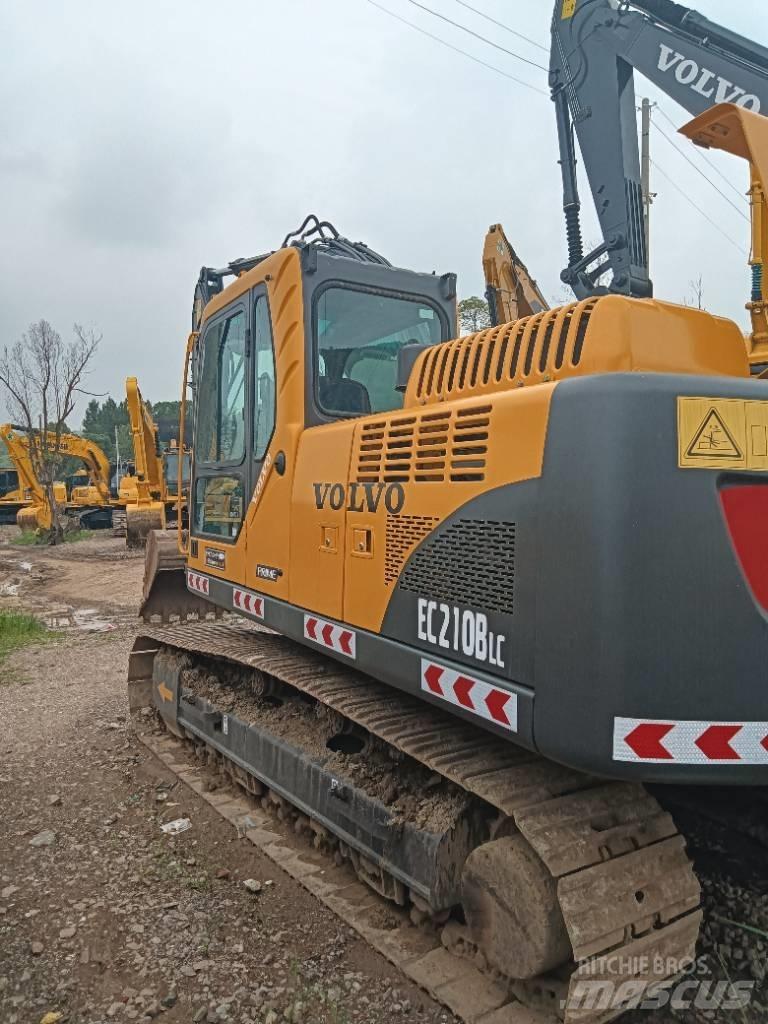 Volvo EC 210 حفارات زحافة