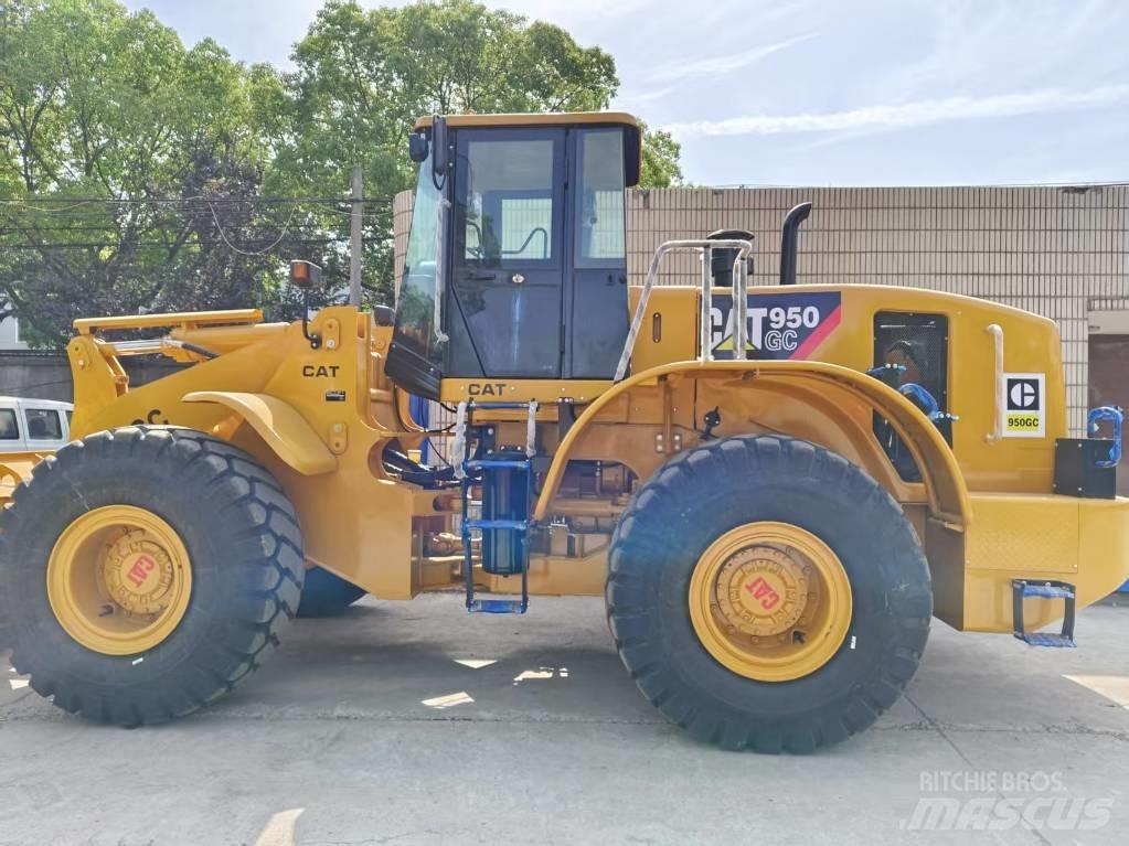 CAT 950 GC لوادر بعجل