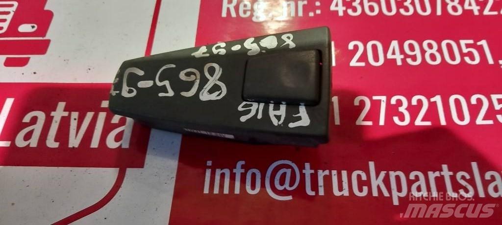 Volvo FH 12.  20568858 كابينة والداخلية