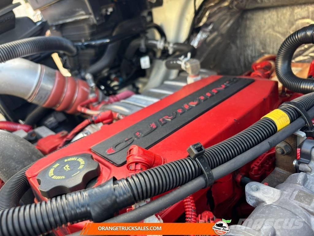 International MV607 شاحنات ذات هيكل صندوقي