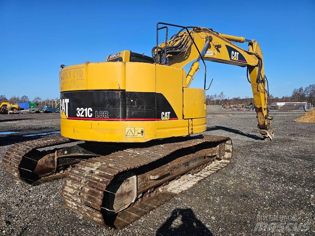 CAT 321C حفارات زحافة